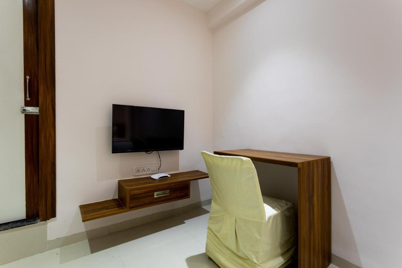 Oyo 29585 The Cliff Hotel Indore Luaran gambar